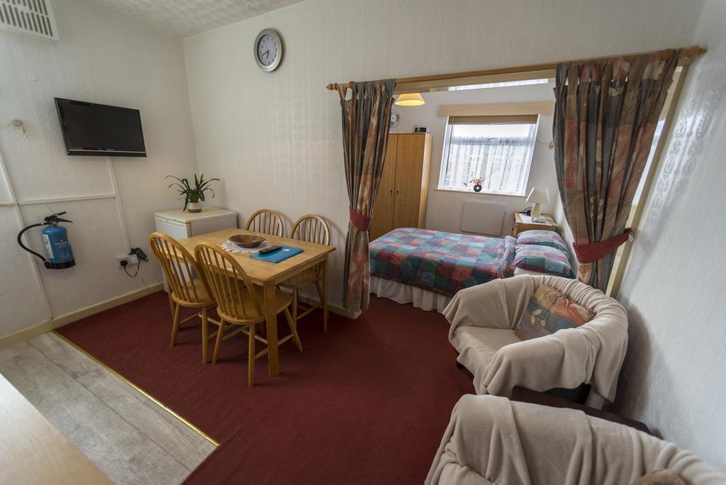 Lyndale Holiday Flats Blackpool Exterior foto